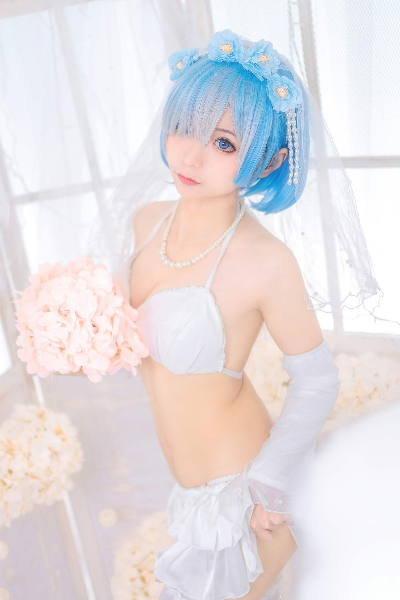 蠢沫沫雷姆花嫁
